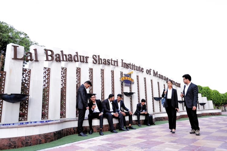 LBSIM Delhi Main Building photo 6